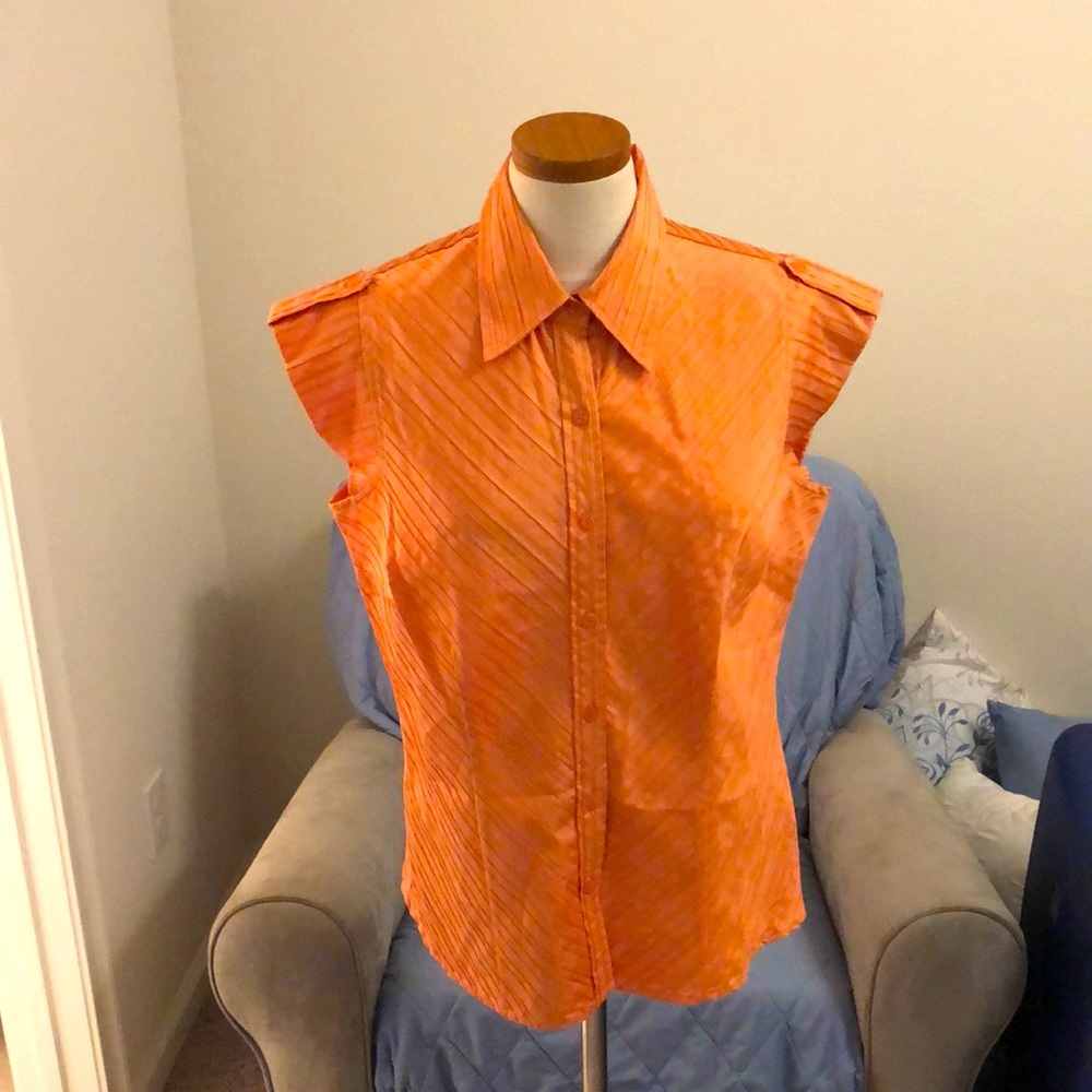 Bay Studio sleeveless blouse Large